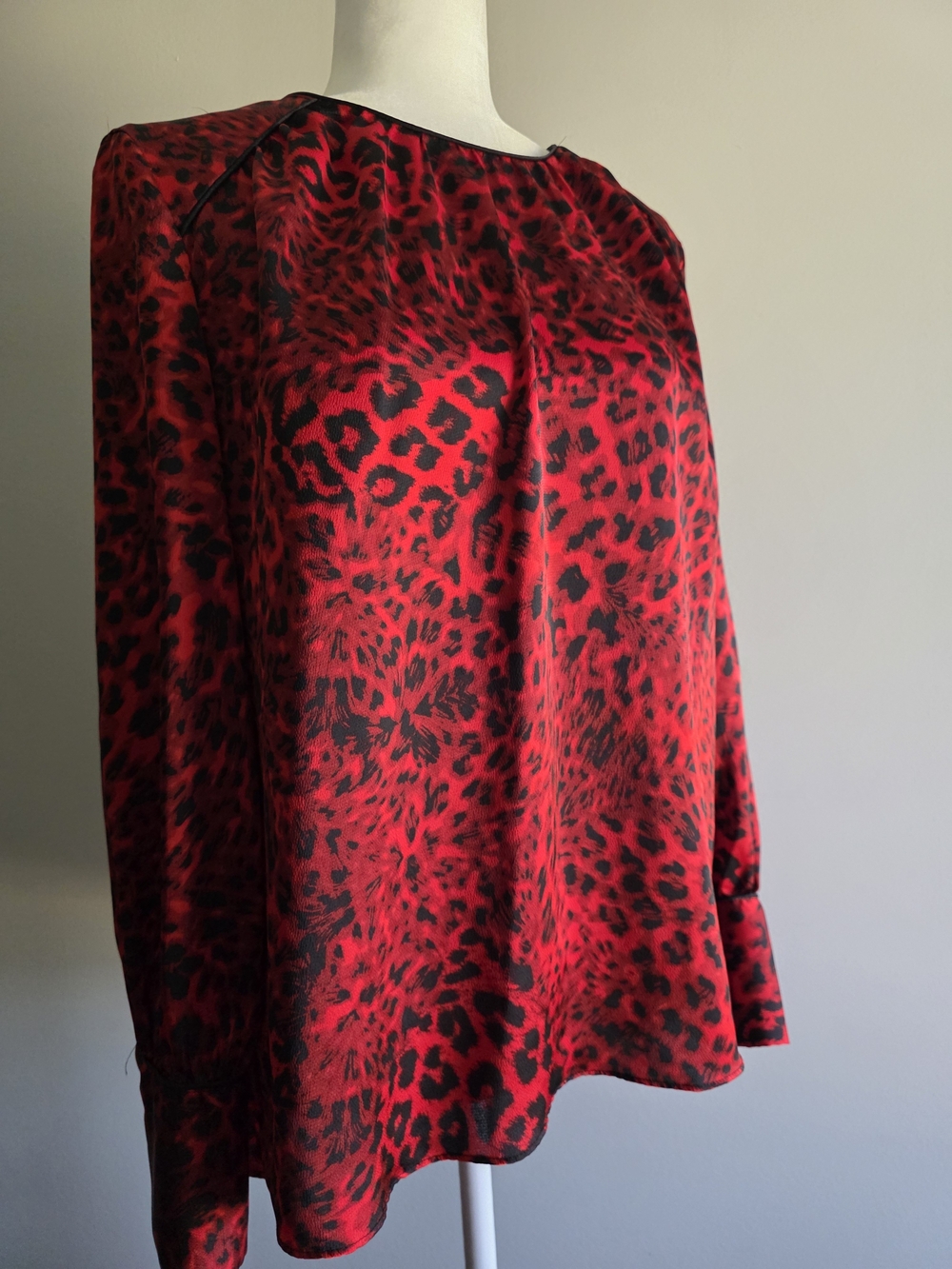 Rebecca Malone Red Black Leopard Animal Print Blouse Top S Oversized Fits Large